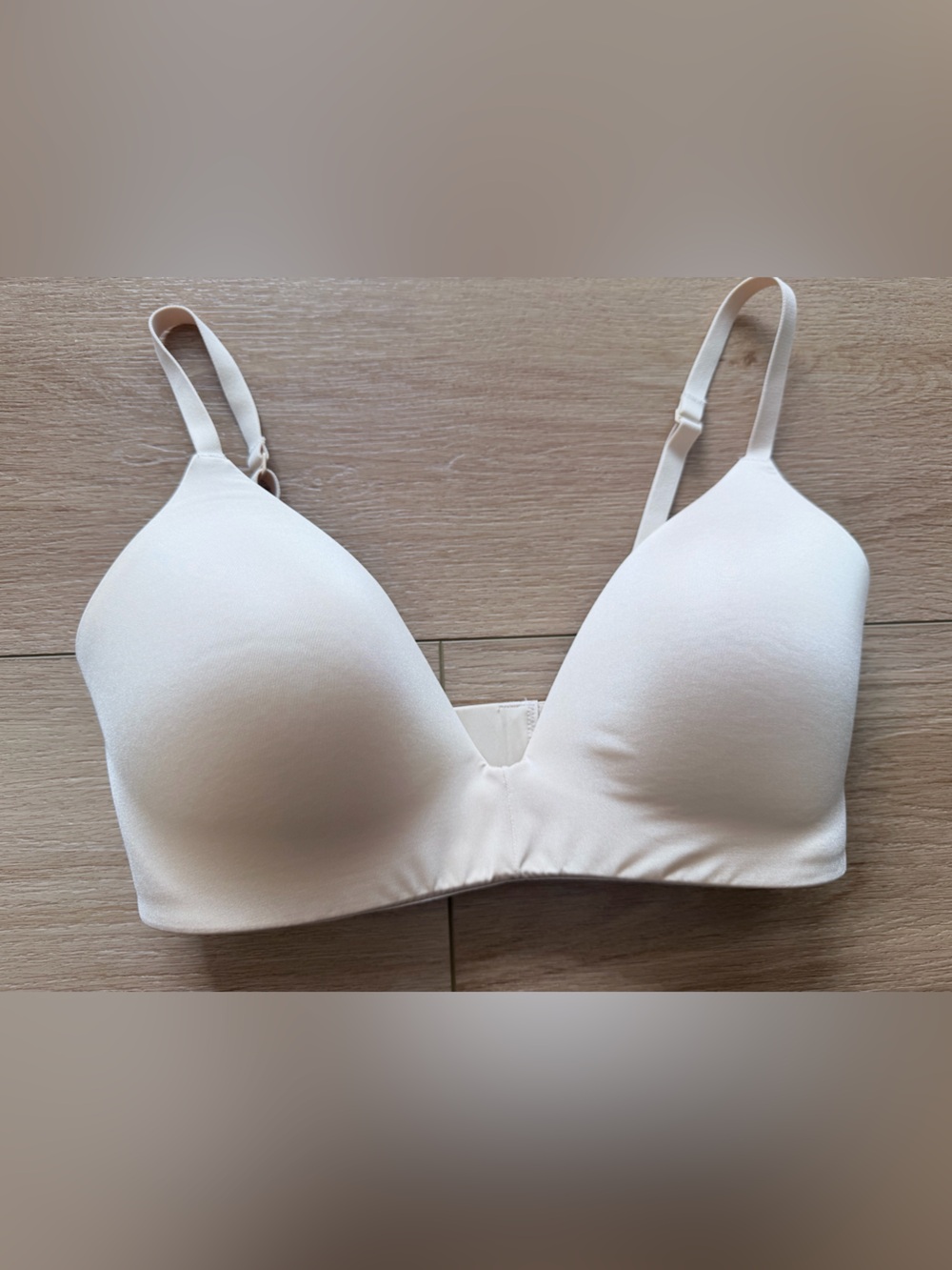 SKIMS wireless form t shirt Demi bra